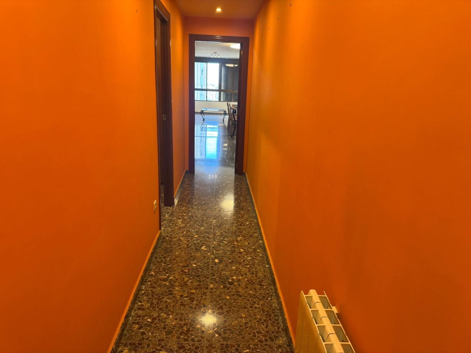 3 soveværelse Lejlighed til salg i Valencia by - € 335.000 (Ref: 9555981)