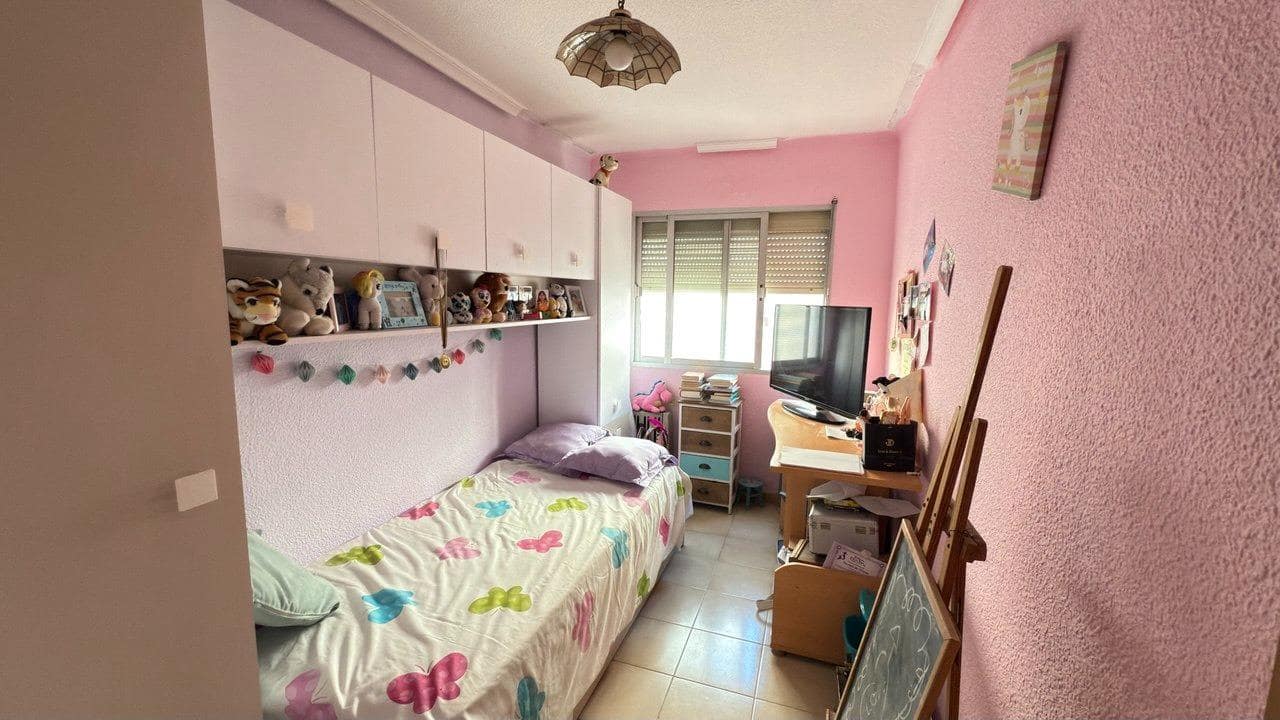 3 camera da letto Appartamento in vendita in Alicante citta - 150.000 € (Rif: 9561928)