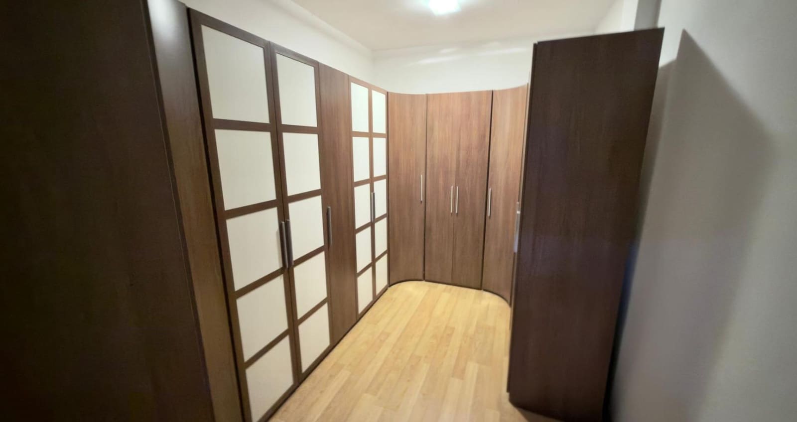 6 makuuhuone Rivitalo myytävänä paikassa Alicante kaupunki mukana uima-altaan 
autotalli - 698 000 € (Ref: 9565342)