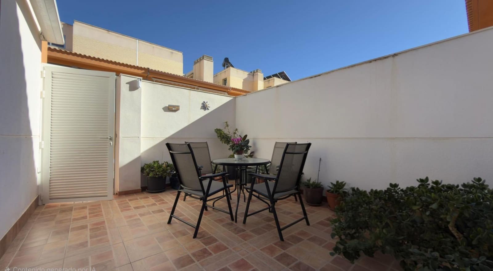 6 makuuhuone Rivitalo myytävänä paikassa Alicante kaupunki mukana uima-altaan 
autotalli - 698 000 € (Ref: 9565342)