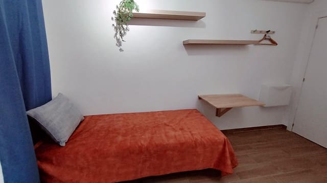 1 makuuhuone Huoneisto vuokrattavana paikassa Carolinas Bajas, Alicante kaupunki - 500 € (Ref: 9568800)