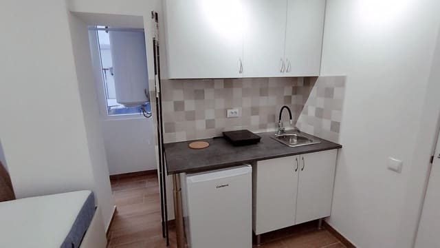 1 makuuhuone Huoneisto vuokrattavana paikassa Carolinas Bajas, Alicante kaupunki - 500 € (Ref: 9568800)
