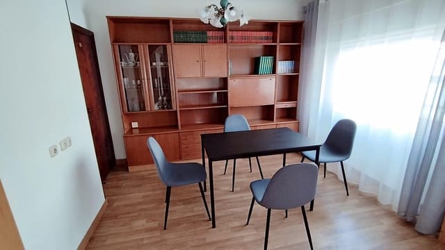 3 soveværelse Lejlighed til leje i Alicante by - € 980 (Ref: 9568801)