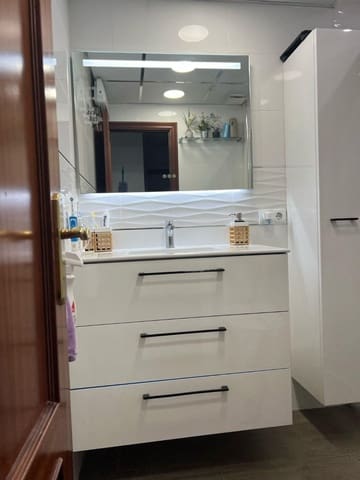 3 Zimmer Wohnung zu verkaufen in Villafranqueza, Alicante / Alacant Stadt mit Garage - 190.000 € (Ref: 9571302)