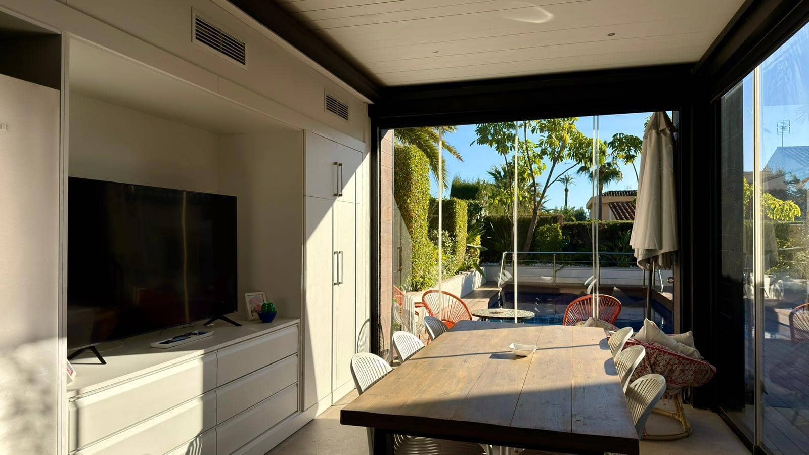 6 soveværelse Villa til salg i Benidorm med swimmingpool - € 1.295.000 (Ref: 9574721)