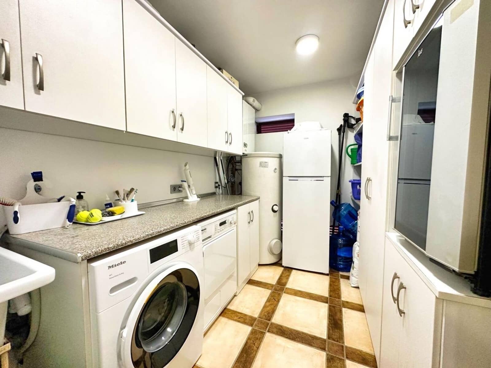 6 soveværelse Villa til salg i Benidorm med swimmingpool - € 1.295.000 (Ref: 9574721)