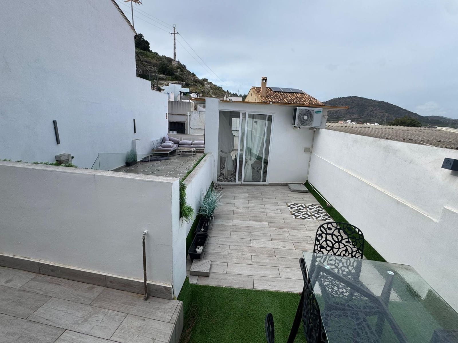 Adosado de 3 habitaciones en Sagunto / Sagunt en venta - 250.000 € (Ref: 9576716)