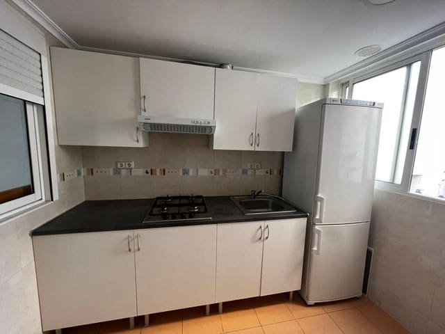 3 soverom Leilighet til leie i Los Ángeles, Alicante by - € 900 (Ref: 9591411)