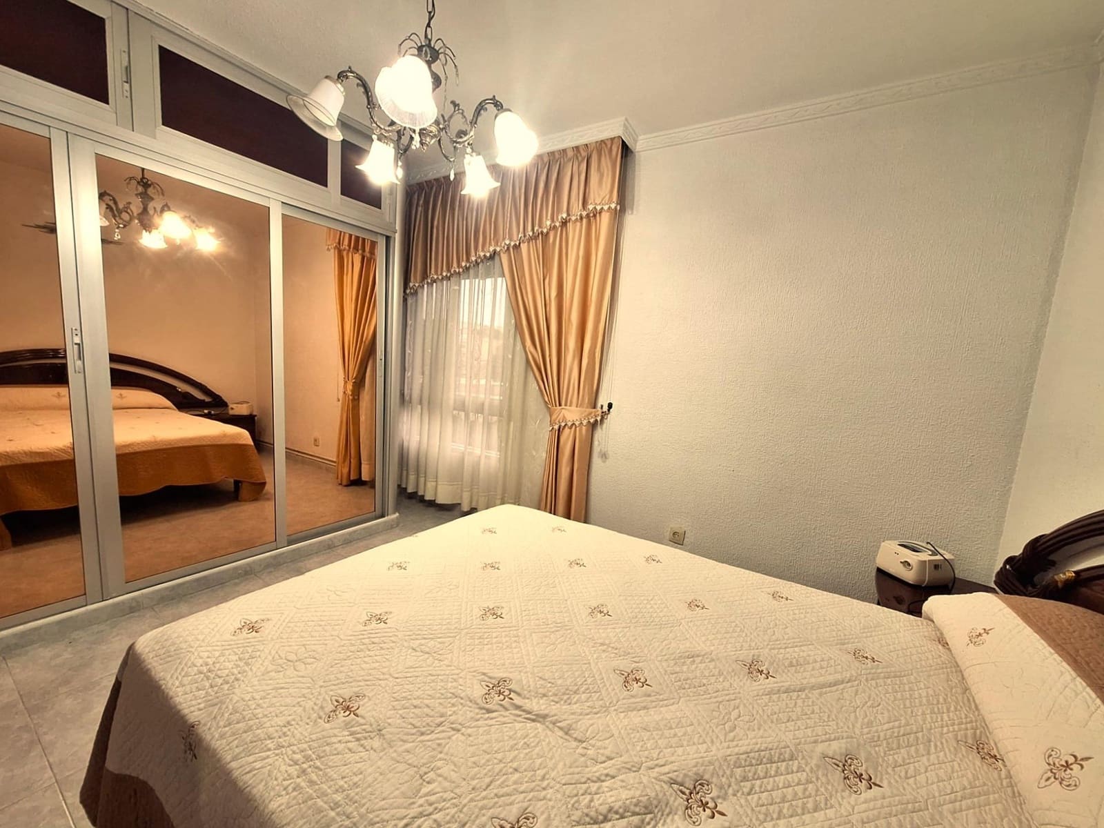 4 quarto Apartamento para venda em Alicante cidade com garagem - 132 000 € (Ref: 9596295)