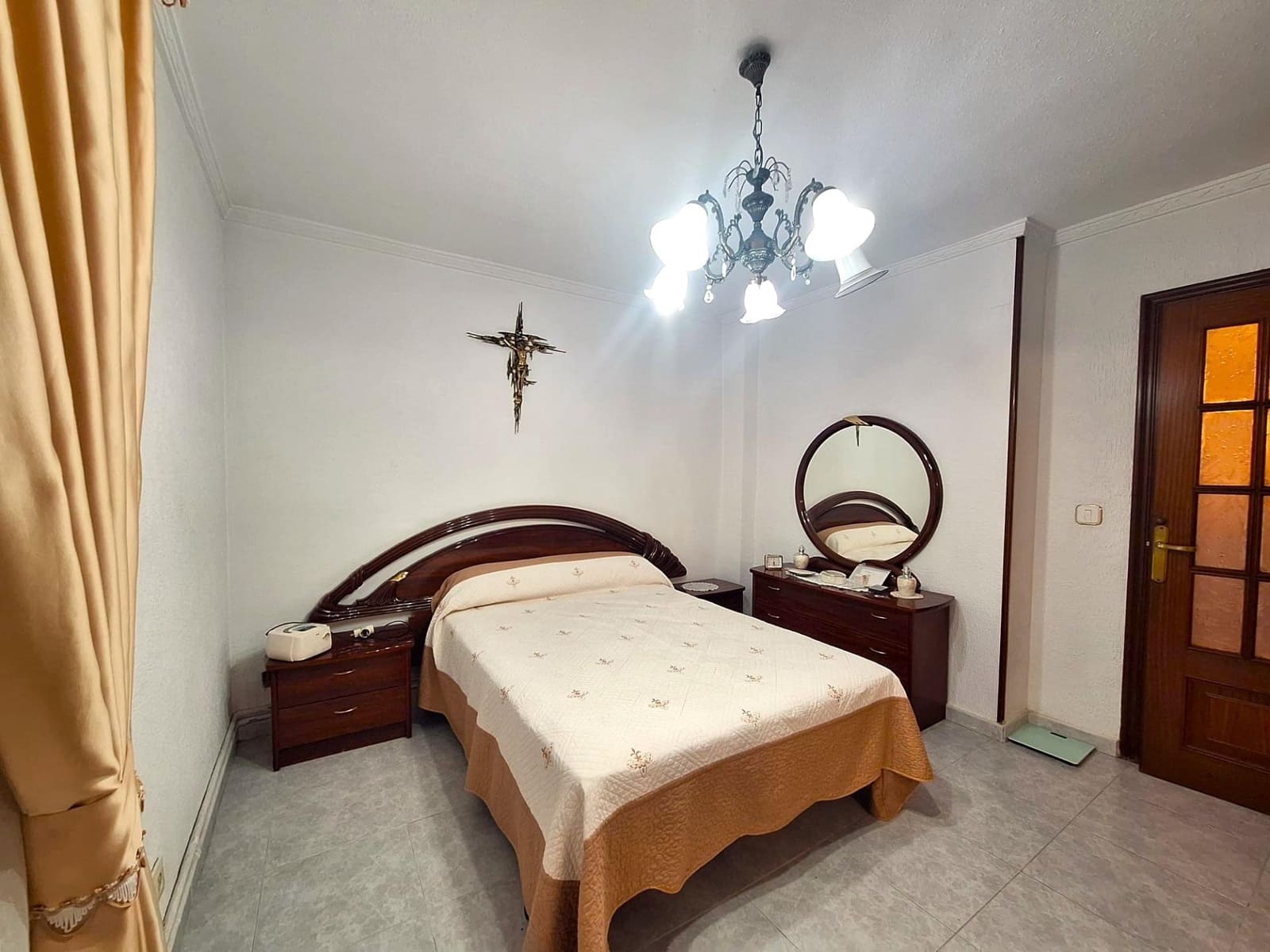 4 quarto Apartamento para venda em Alicante cidade com garagem - 132 000 € (Ref: 9596295)