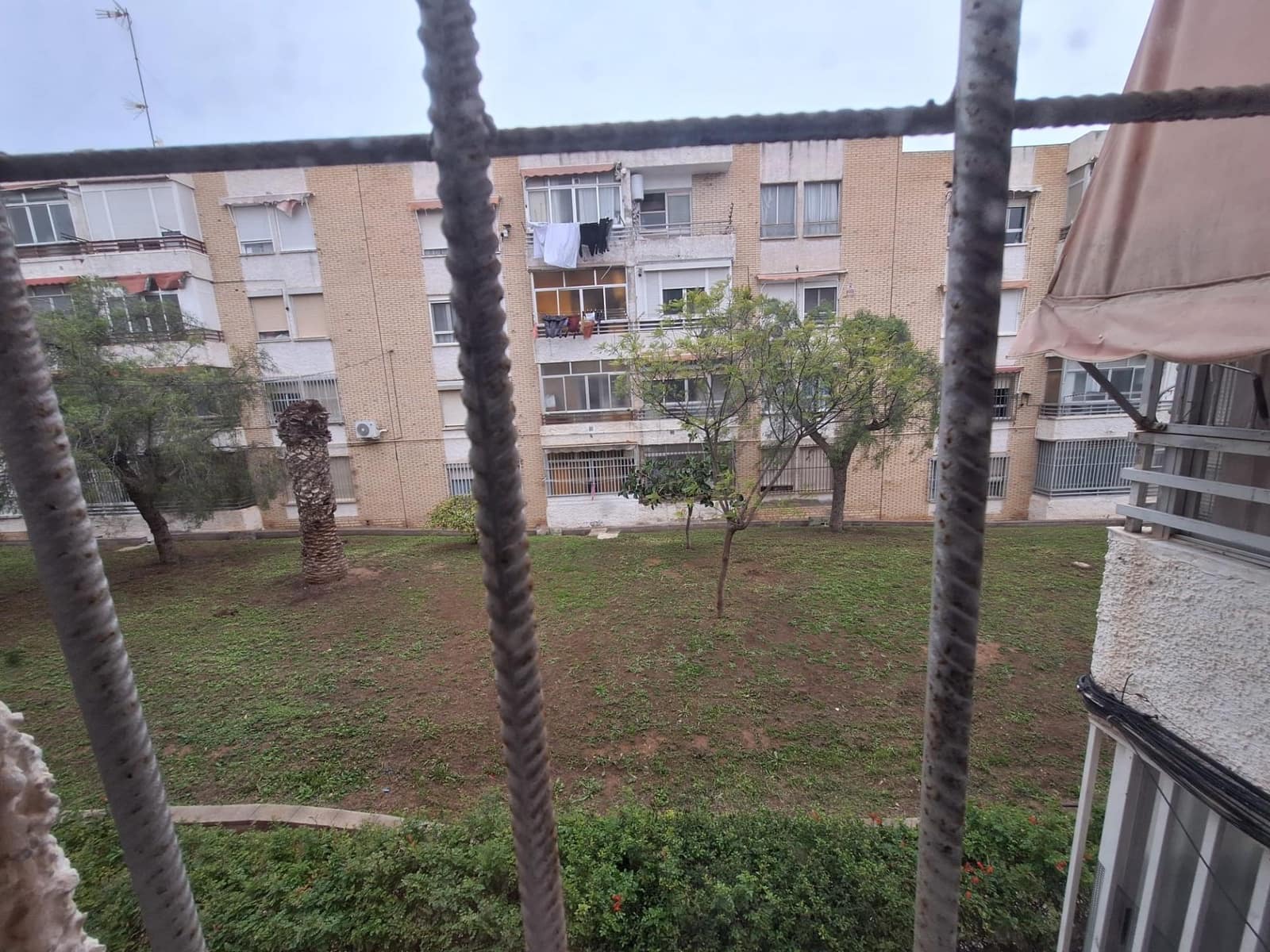 4 quarto Apartamento para venda em Alicante cidade com garagem - 132 000 € (Ref: 9596295)