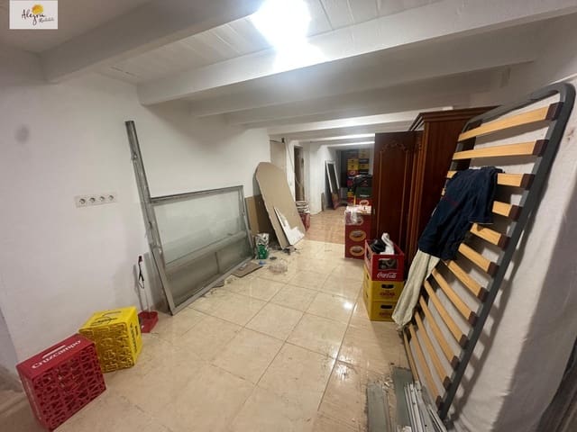 2 sypialnia Komercyjne na sprzedaż w Carolinas Bajas, Miasto Alicante / Alacant - 83 000 € (Ref: 9602657)