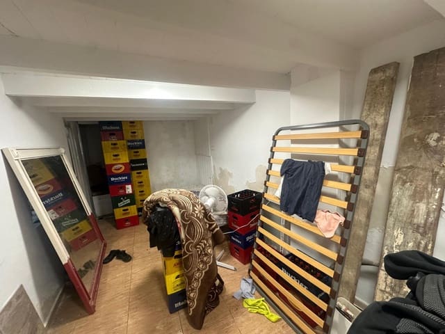 2 soverom Kommersiell til salgs i Carolinas Bajas, Alicante by - € 73 000 (Ref: 9602657)