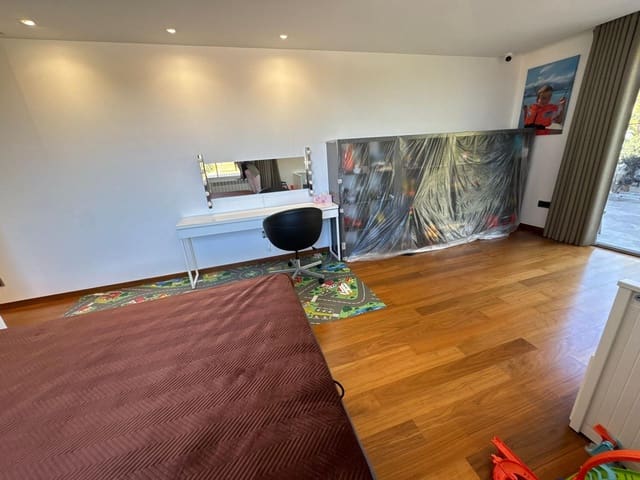 8 sovrum Villa till salu i Riba-roja de Túria med pool garage - 930 000 € (Ref: 9611635)