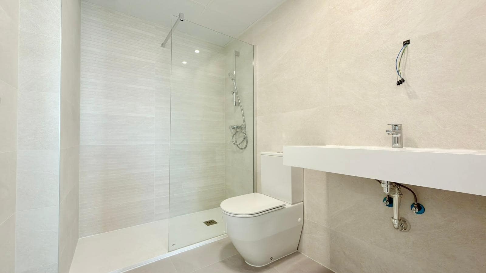 2 makuuhuone Asunto myytävänä paikassa Finestrat mukana uima-altaan - 430 000 € (Ref: 9611636)