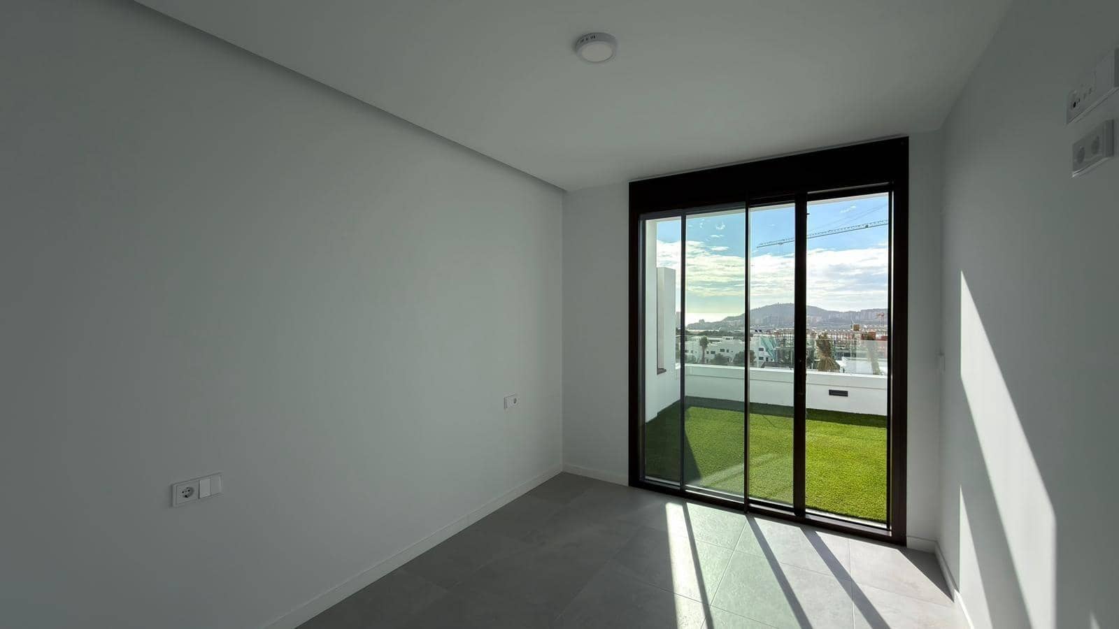 2 makuuhuone Asunto myytävänä paikassa Finestrat mukana uima-altaan - 430 000 € (Ref: 9611636)