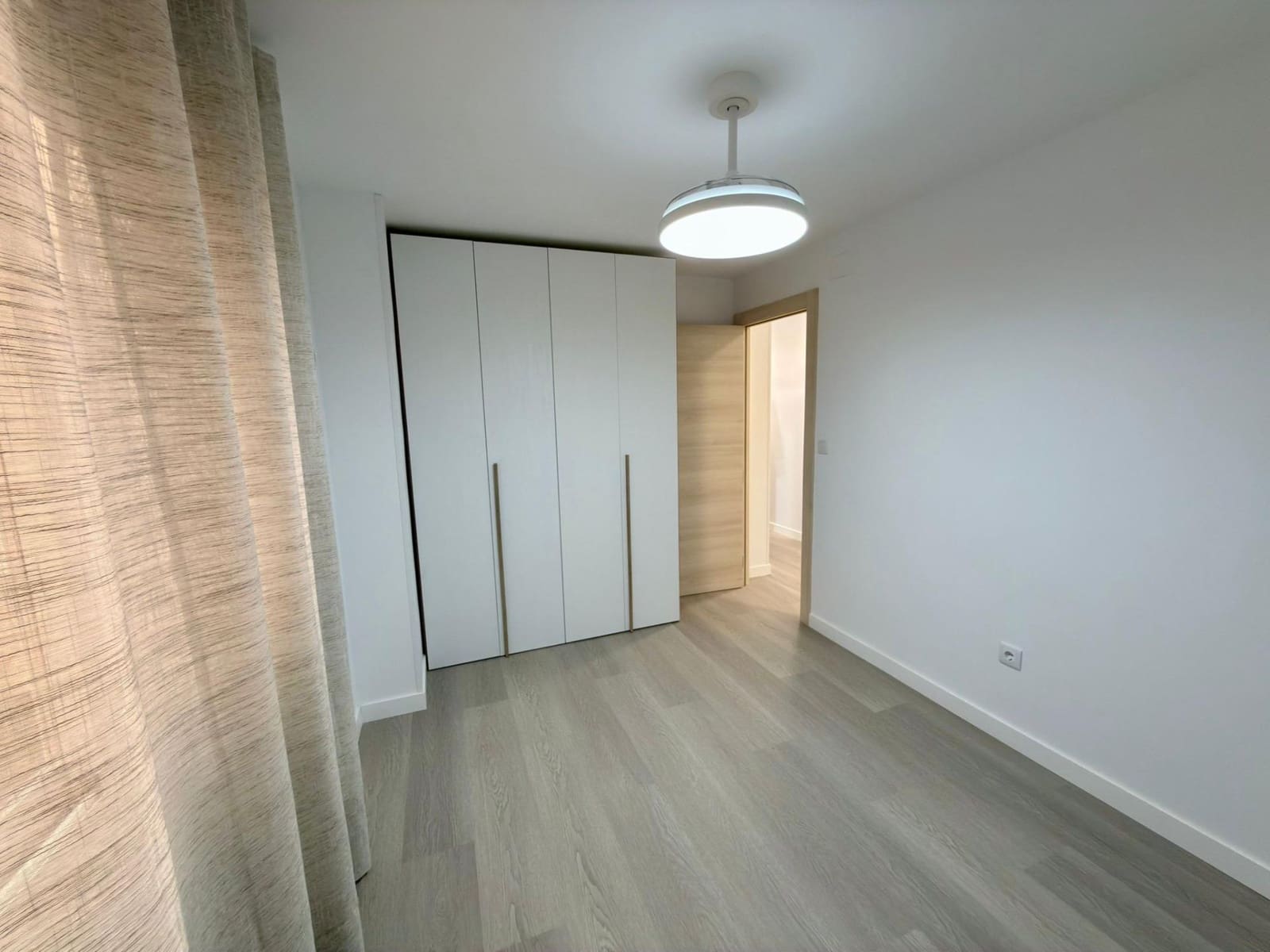 3 bedroom Apartment for sale in Alicante / Alacant city - € 399,000 (Ref: 9615643)