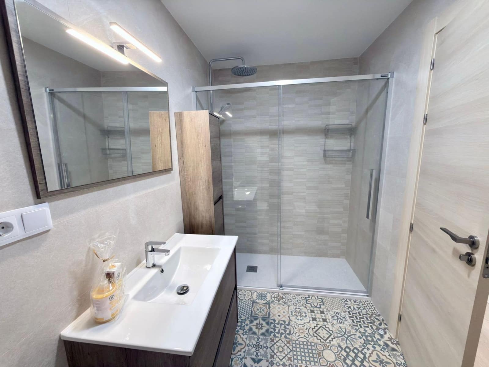 3 bedroom Apartment for sale in Alicante / Alacant city - € 399,000 (Ref: 9615643)