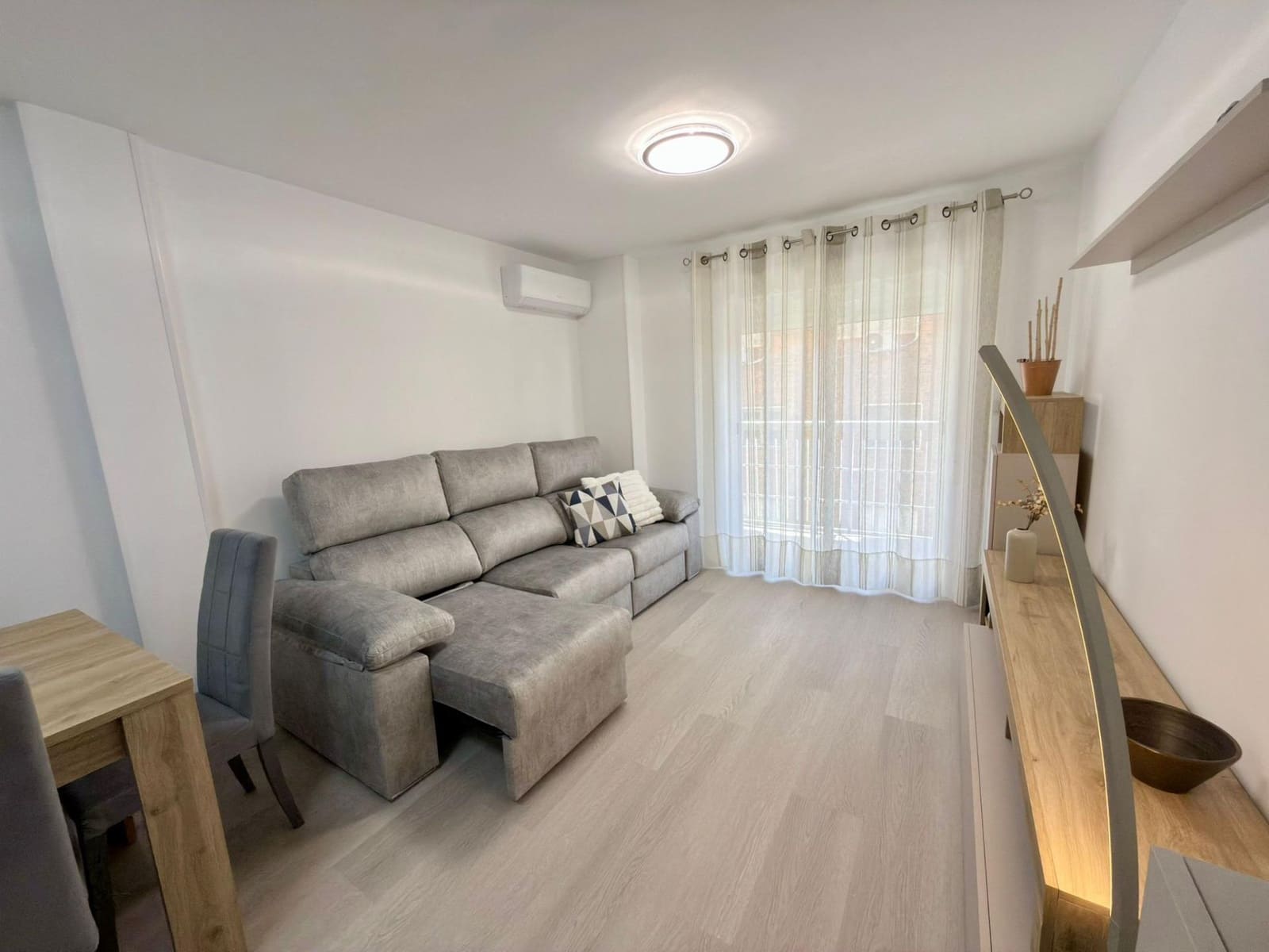 3 bedroom Apartment for sale in Alicante / Alacant city - € 399,000 (Ref: 9615643)