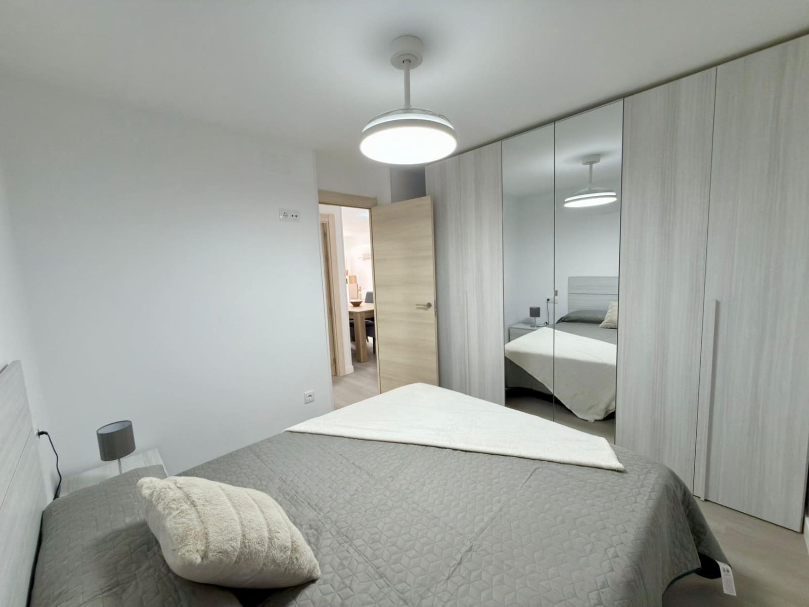 3 bedroom Apartment for sale in Alicante / Alacant city - € 399,000 (Ref: 9615643)