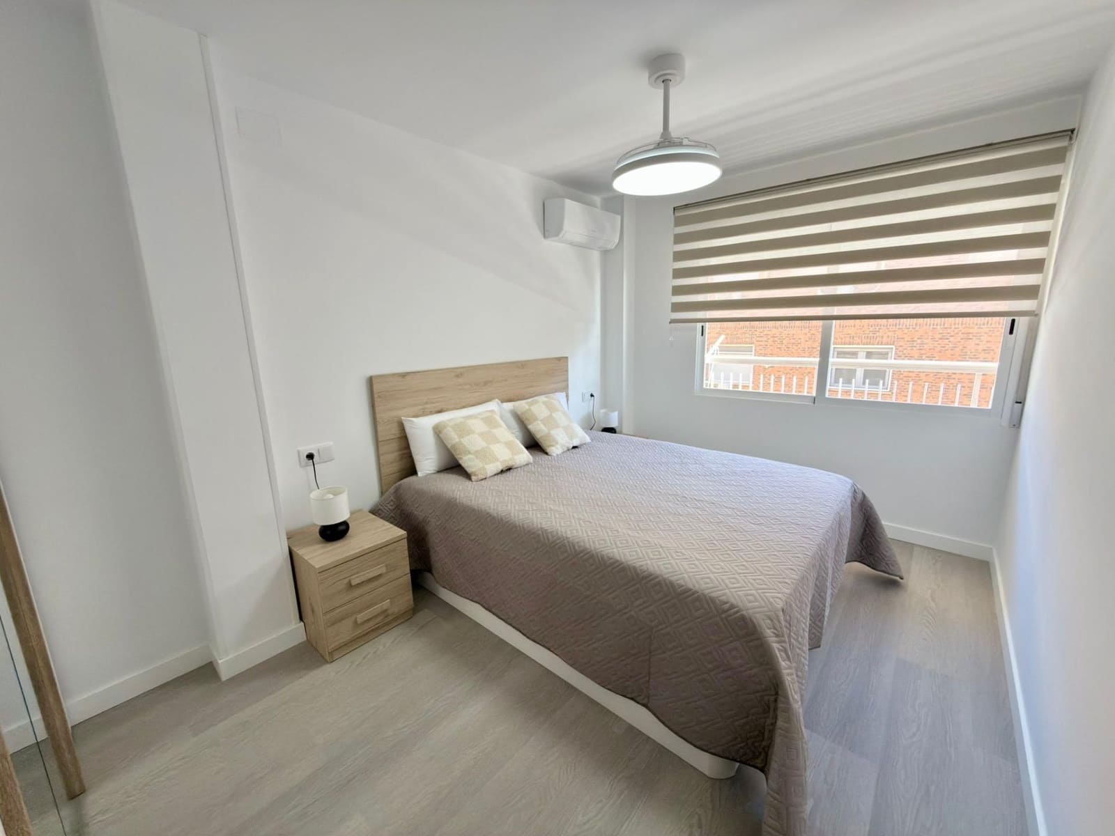 3 bedroom Apartment for sale in Alicante / Alacant city - € 399,000 (Ref: 9615643)