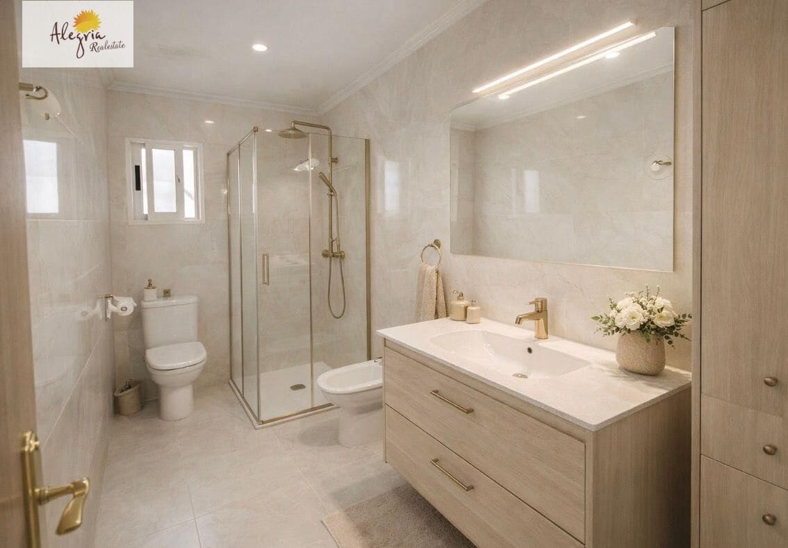 3 chambre Appartement à vendre à Alicante ville - 229 000 € (Ref: 9615644)