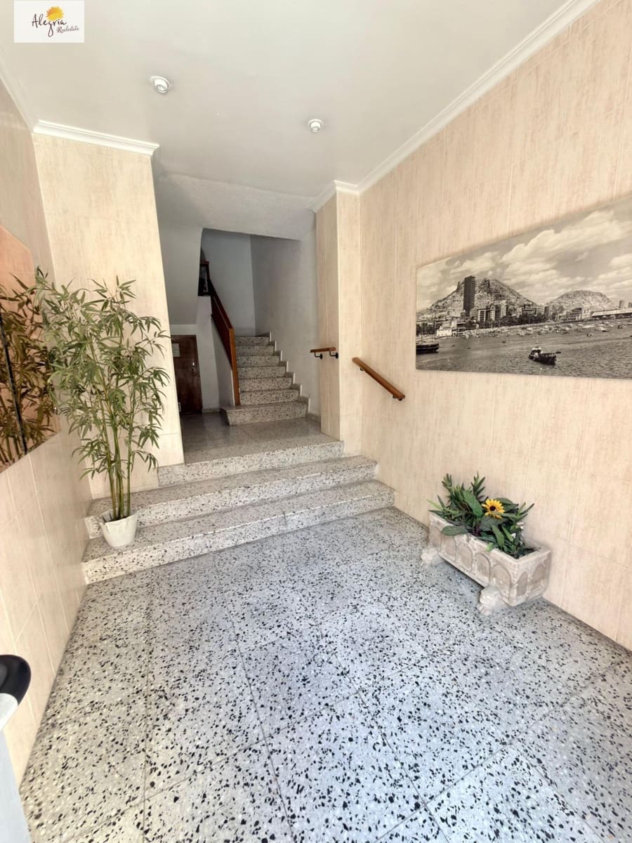 3 chambre Appartement à vendre à Alicante ville - 229 000 € (Ref: 9615644)