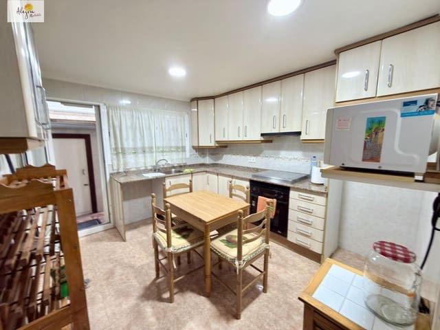 3 chambre Appartement à vendre à Carolinas Bajas, Alicante ville - 229 000 € (Ref: 9615644)