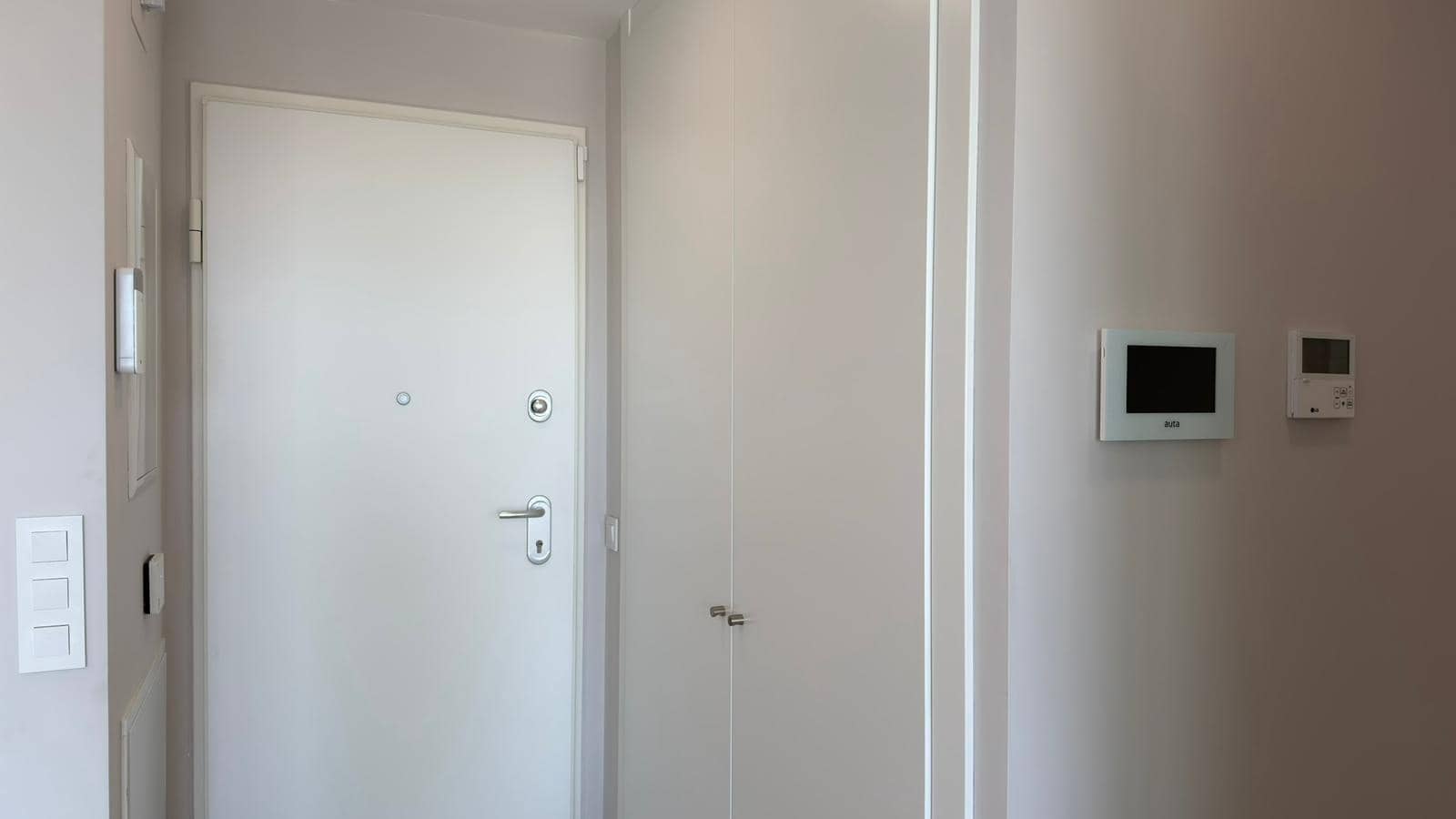 2 bedroom Flat for sale in Finestrat with pool - € 495,000 (Ref: 9619415)