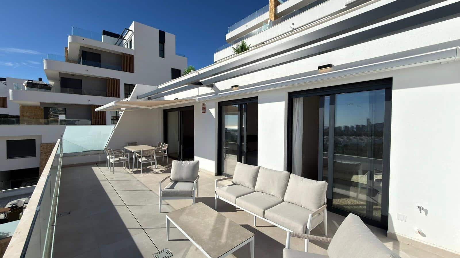 2 bedroom Flat for sale in Finestrat with pool - € 495,000 (Ref: 9619415)