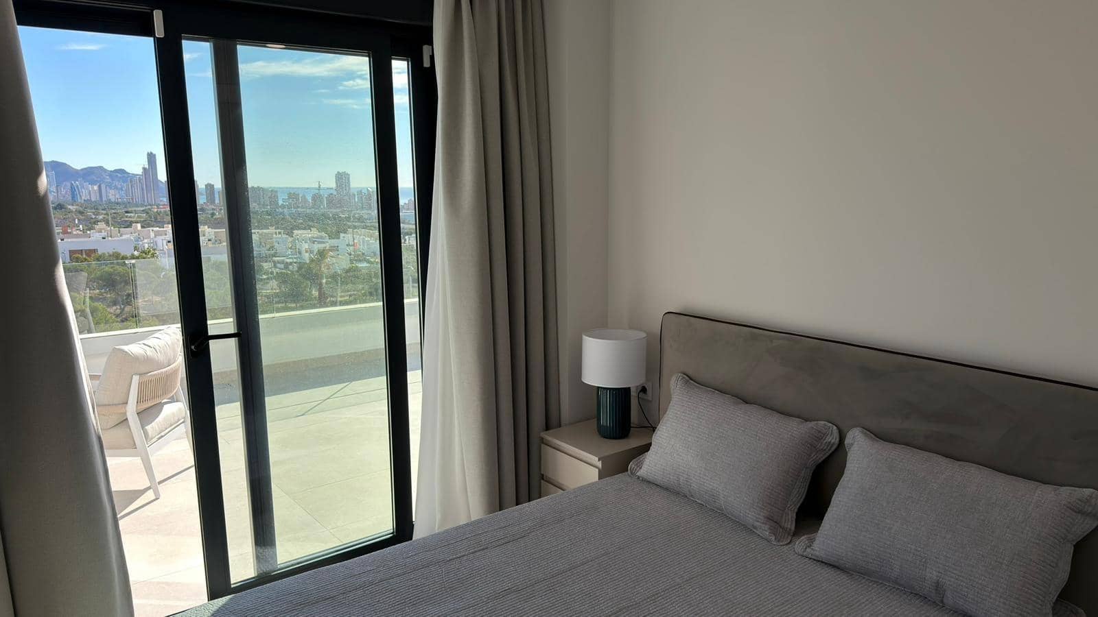 2 bedroom Flat for sale in Finestrat with pool - € 495,000 (Ref: 9619415)