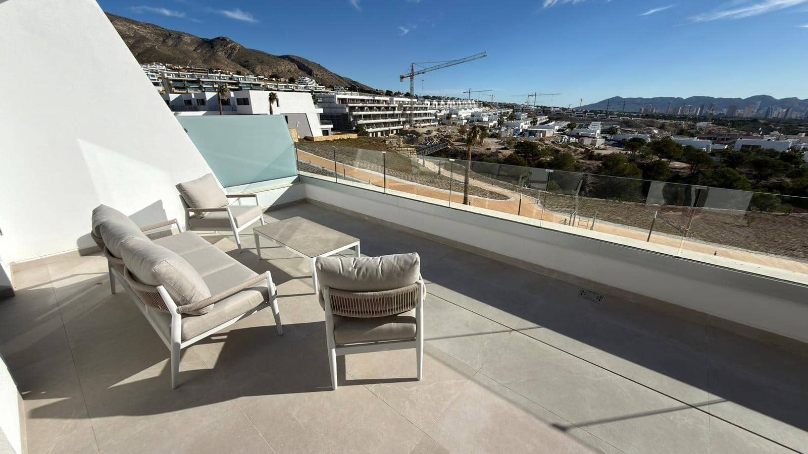 2 bedroom Flat for sale in Finestrat with pool - € 495,000 (Ref: 9619415)