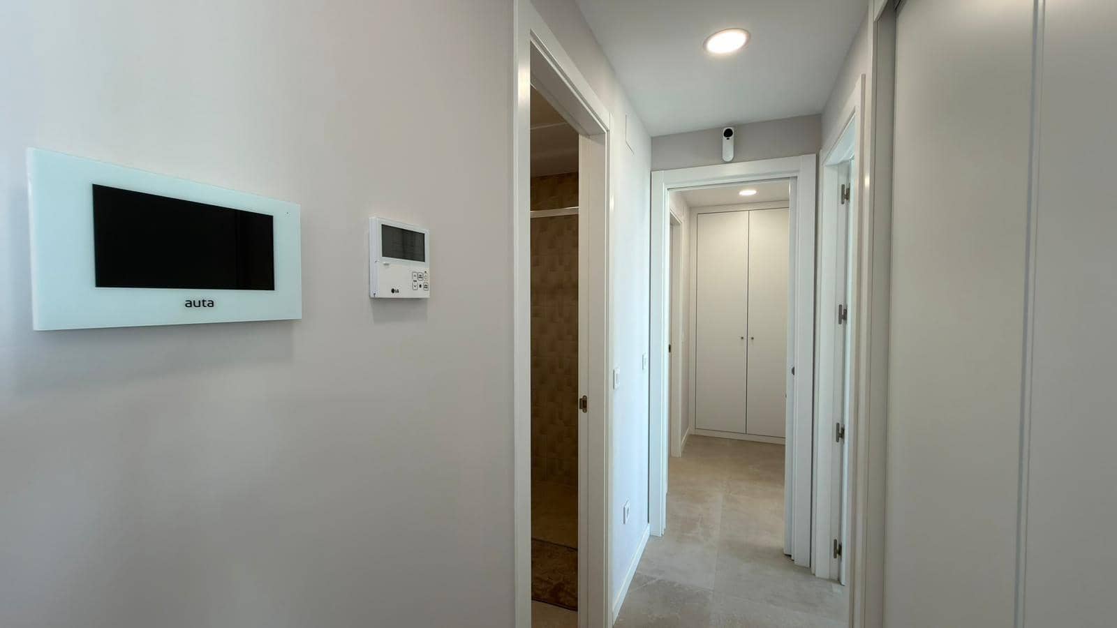 2 bedroom Flat for sale in Finestrat with pool - € 495,000 (Ref: 9619415)