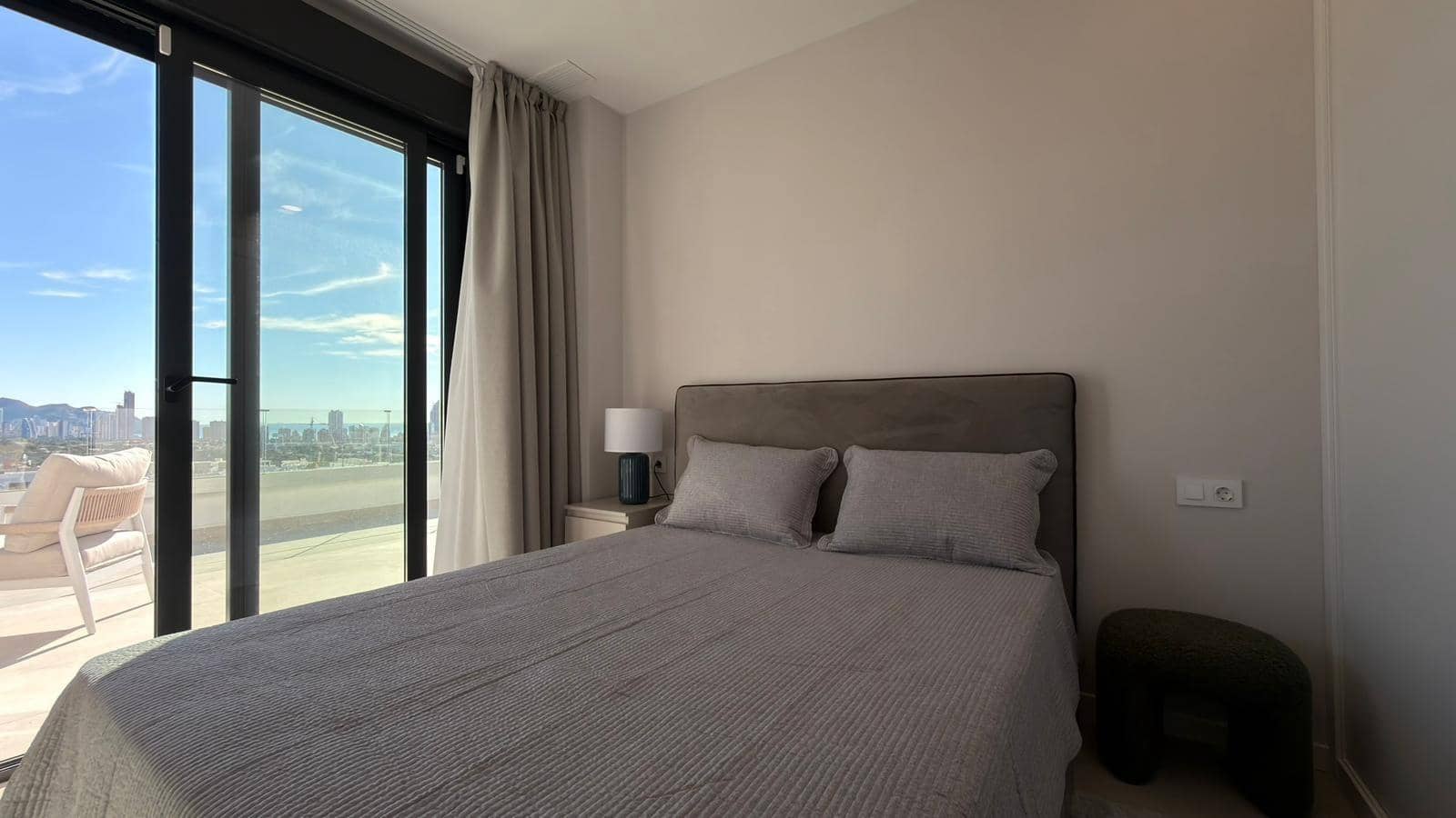 2 bedroom Flat for sale in Finestrat with pool - € 495,000 (Ref: 9619415)