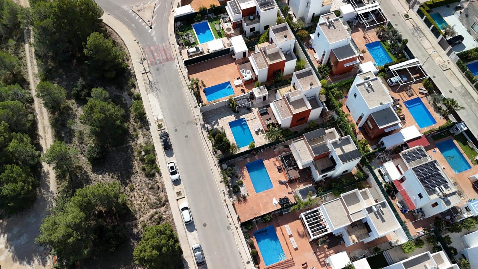 3 bedroom Villa for sale in Polop with pool - € 540,000 (Ref: 9619416)