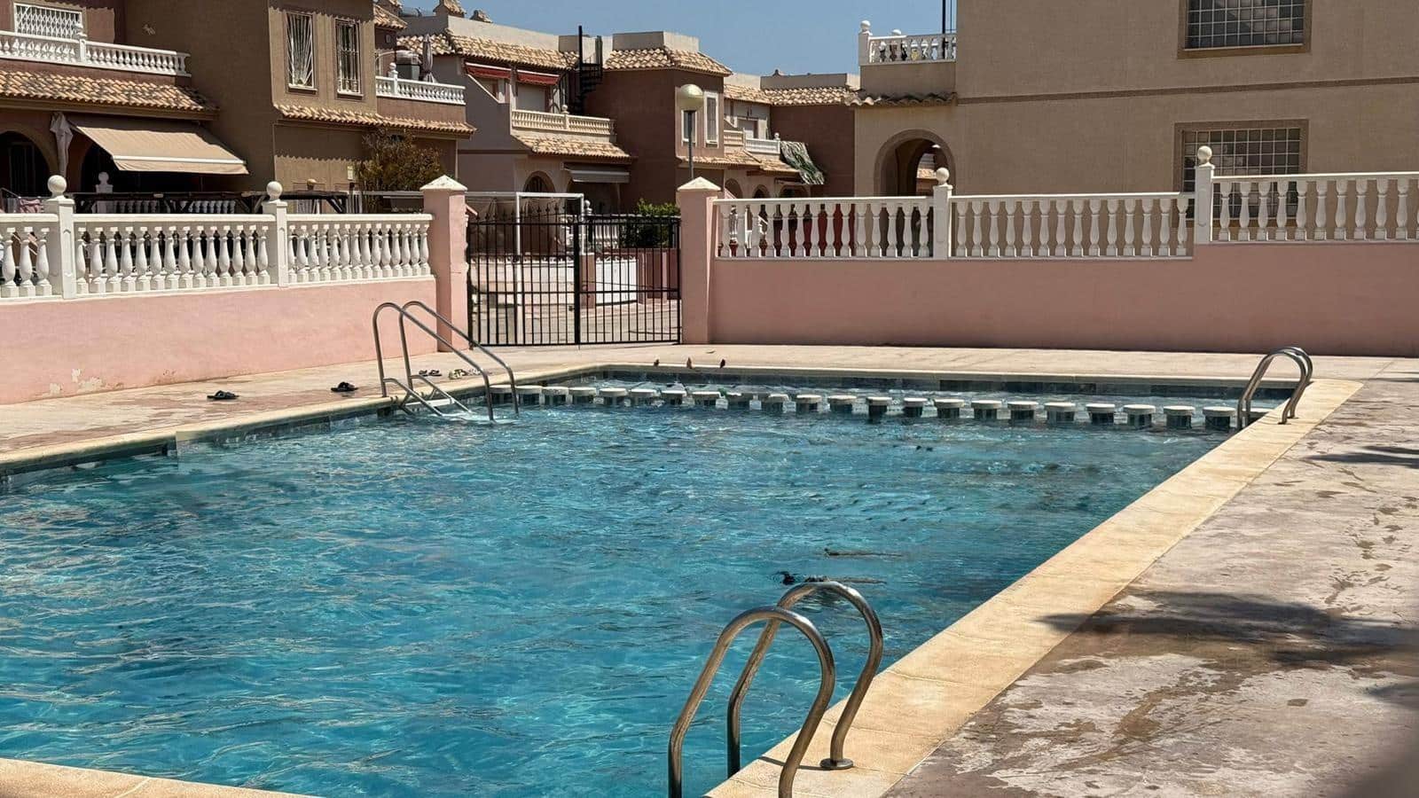 2 Zimmer Apartment zu vermieten in Gran Alacant mit Pool - 1.300 € (Ref: 9627685)