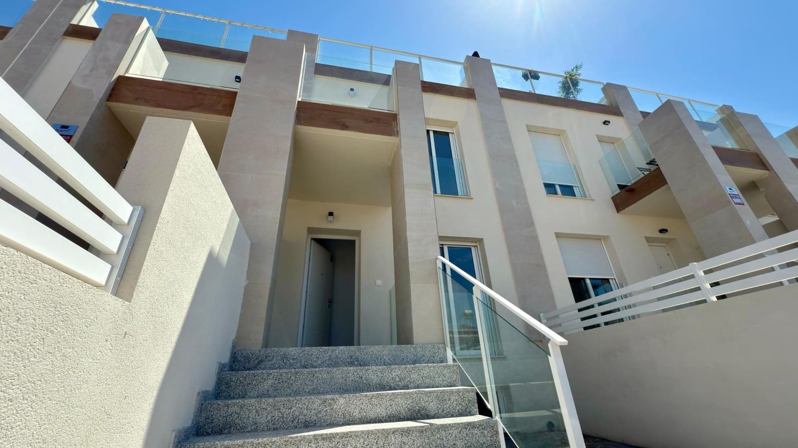 2 Zimmer Apartment zu vermieten in Gran Alacant mit Pool - 1.300 € (Ref: 9627685)