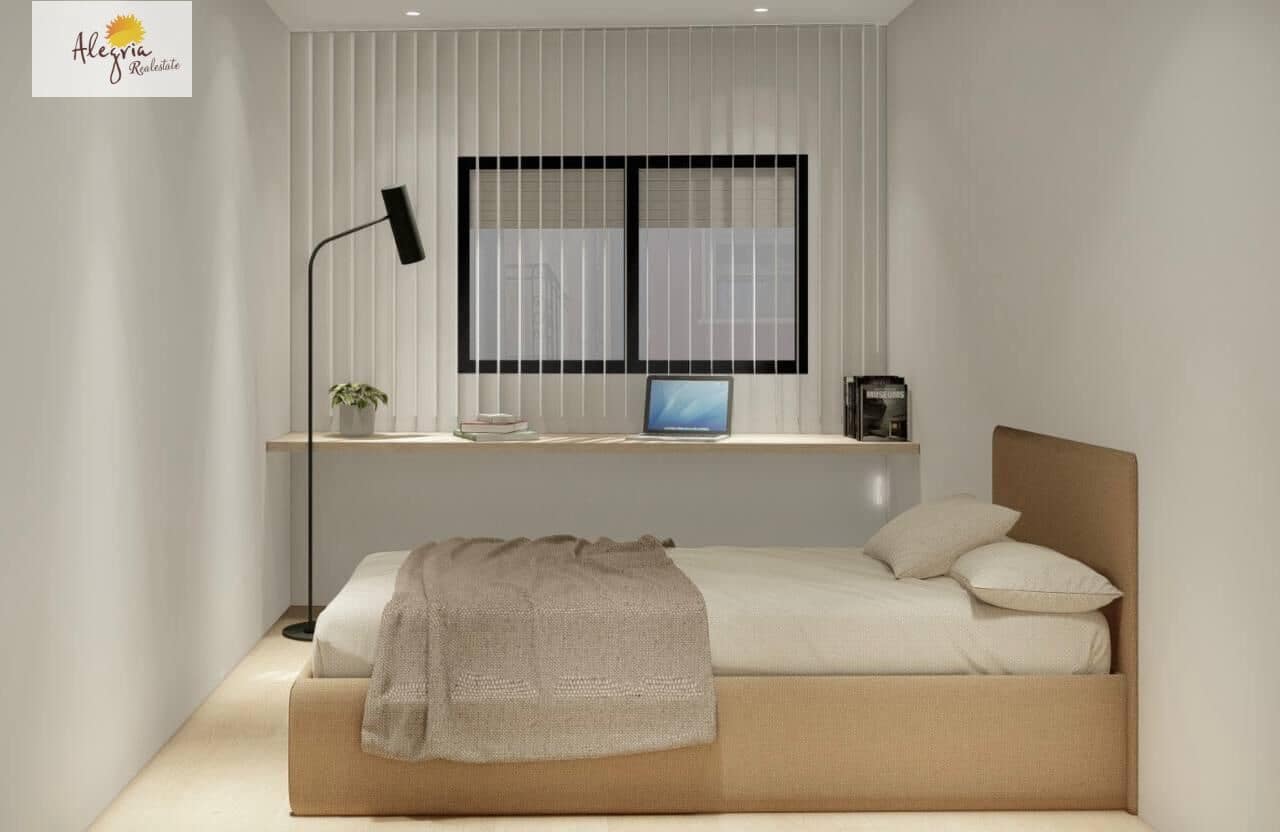 Adosado de 4 habitaciones en Sueca en venta - 300.000 € (Ref: 9630145)