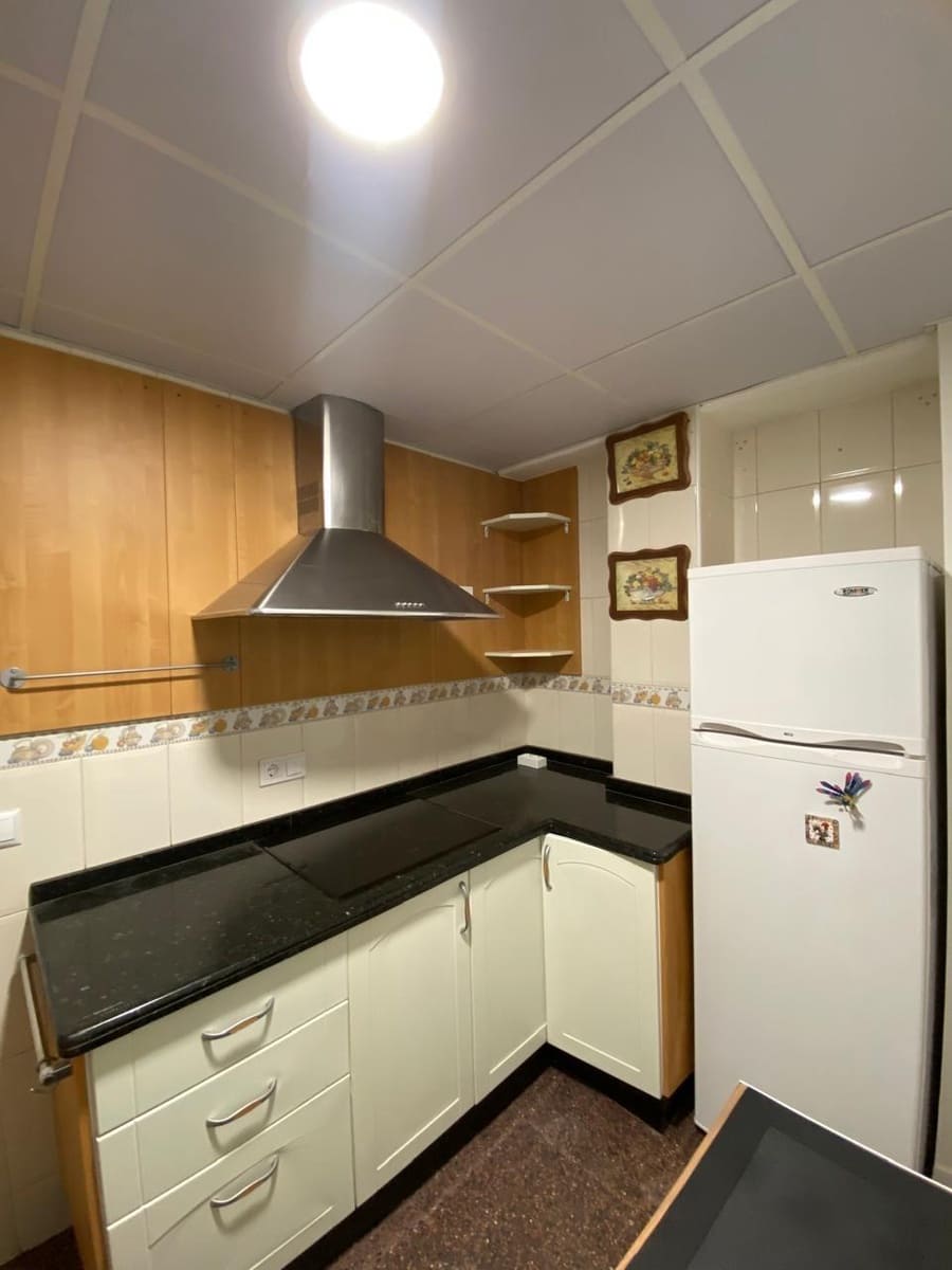 Estudio de 1 habitación en Alicante / Alacant ciudad en alquiler - 600 € (Ref: 9634408)