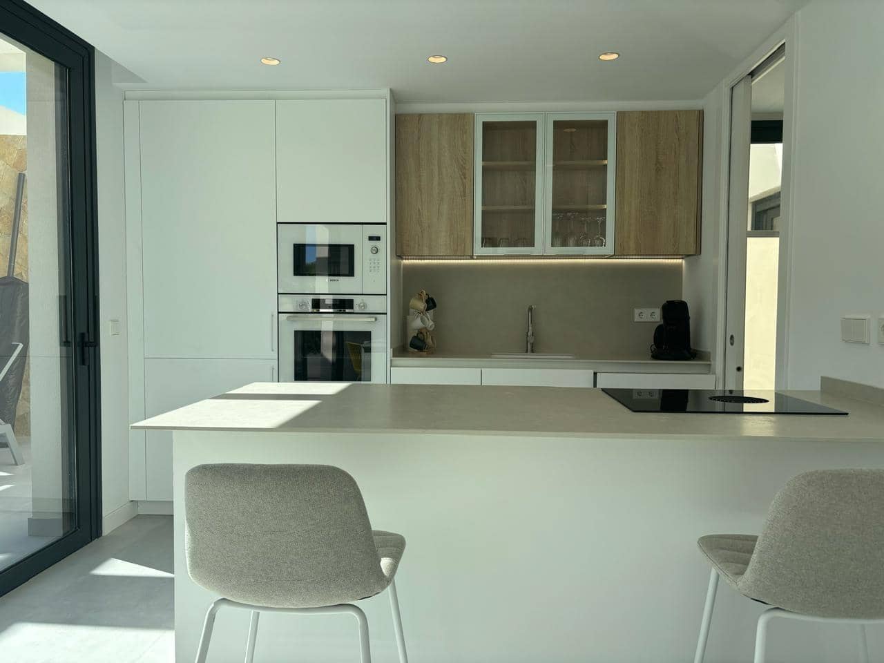 2 bedroom Terraced Villa for rent in Monforte del Cid with pool - € 1,300 (Ref: 9645138)