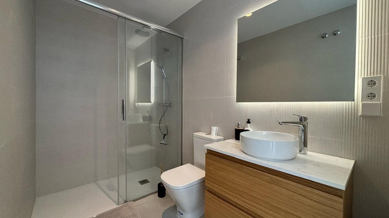 2 bedroom Terraced Villa for rent in Monforte del Cid with pool - € 1,300 (Ref: 9645138)