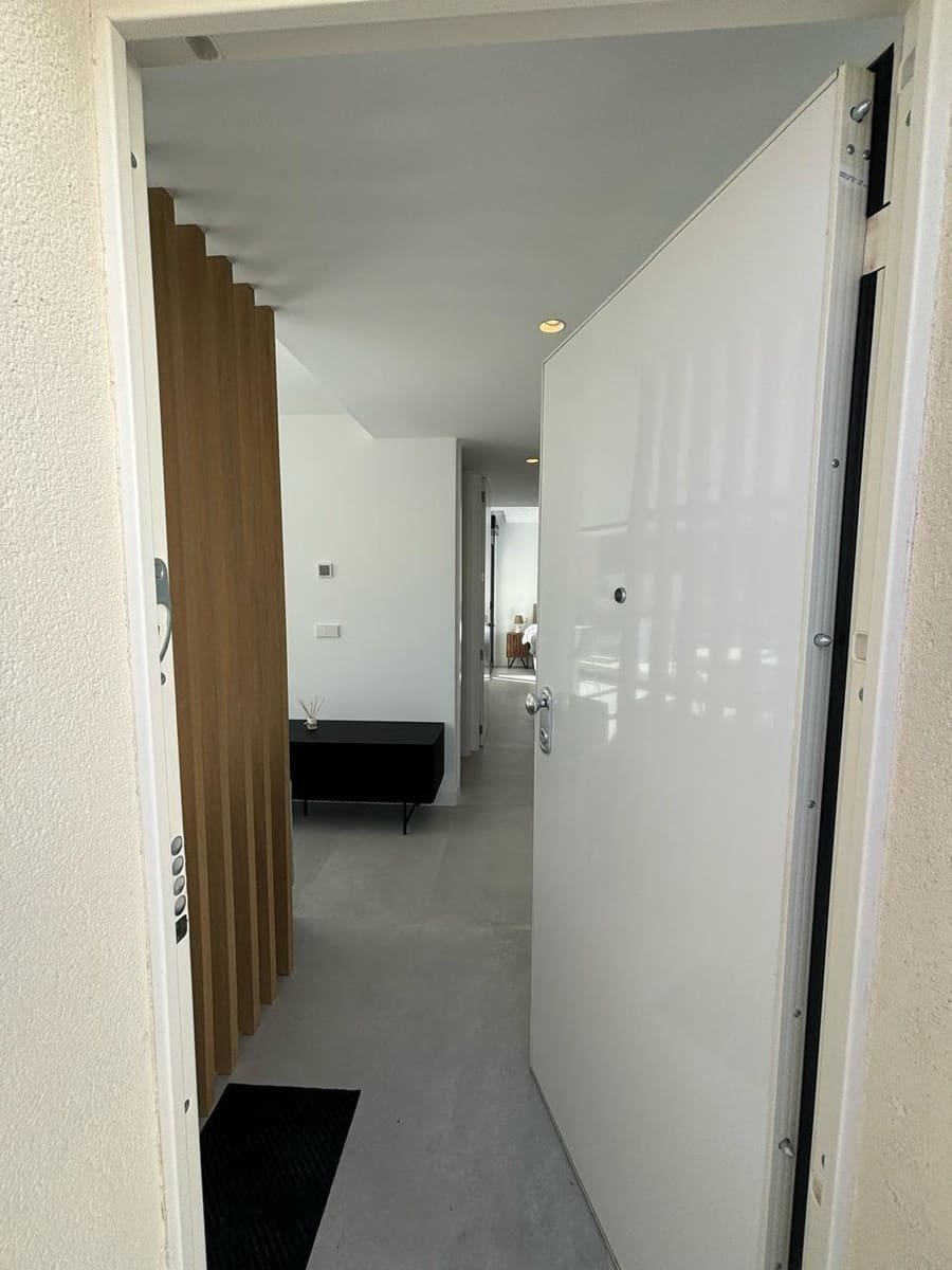 2 bedroom Terraced Villa for rent in Monforte del Cid with pool - € 1,300 (Ref: 9645138)