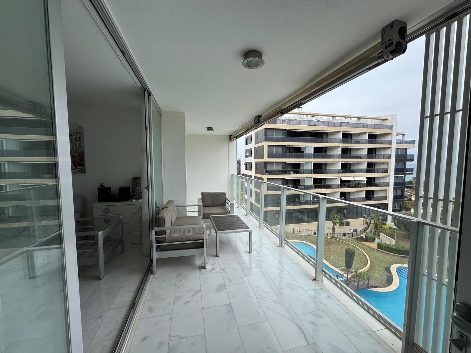 3 Zimmer Apartment zu verkaufen in La Villajoyosa / Vila Joiosa mit Pool - 570.000 € (Ref: 9645139)