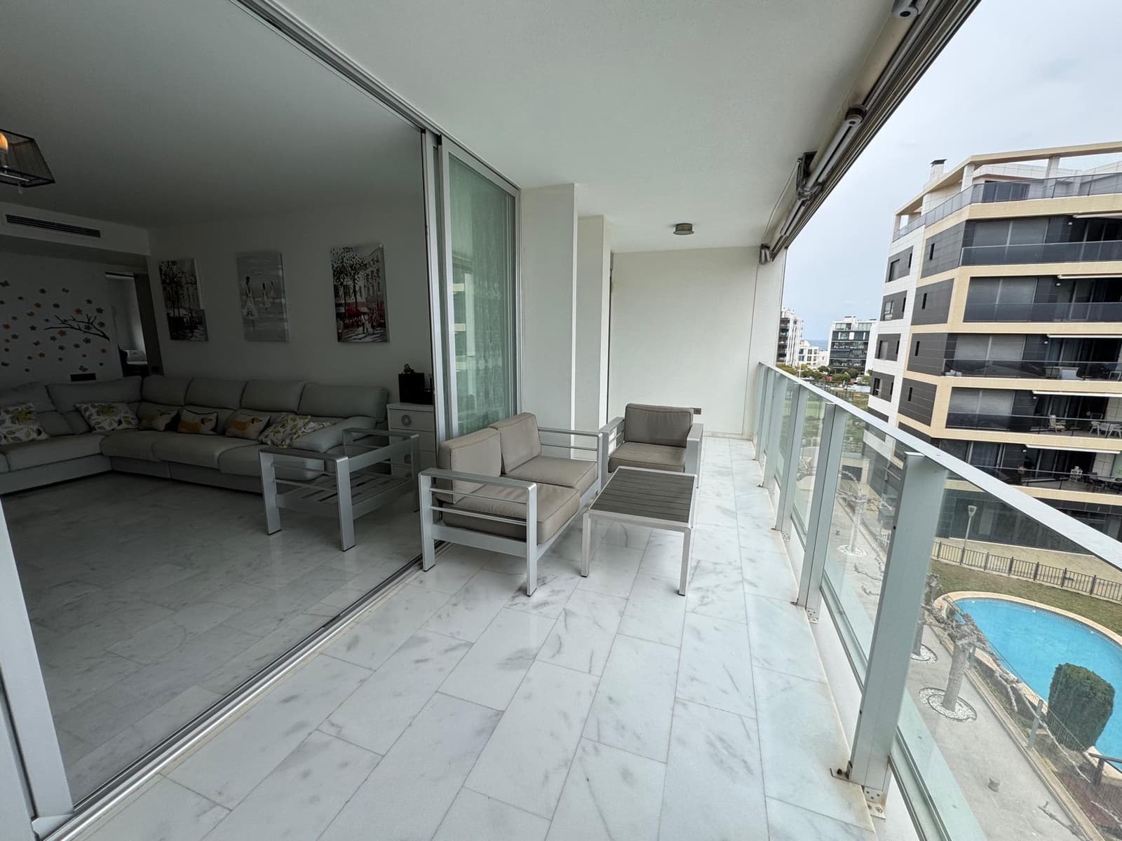 3 Zimmer Apartment zu verkaufen in La Villajoyosa / Vila Joiosa mit Pool - 570.000 € (Ref: 9645139)