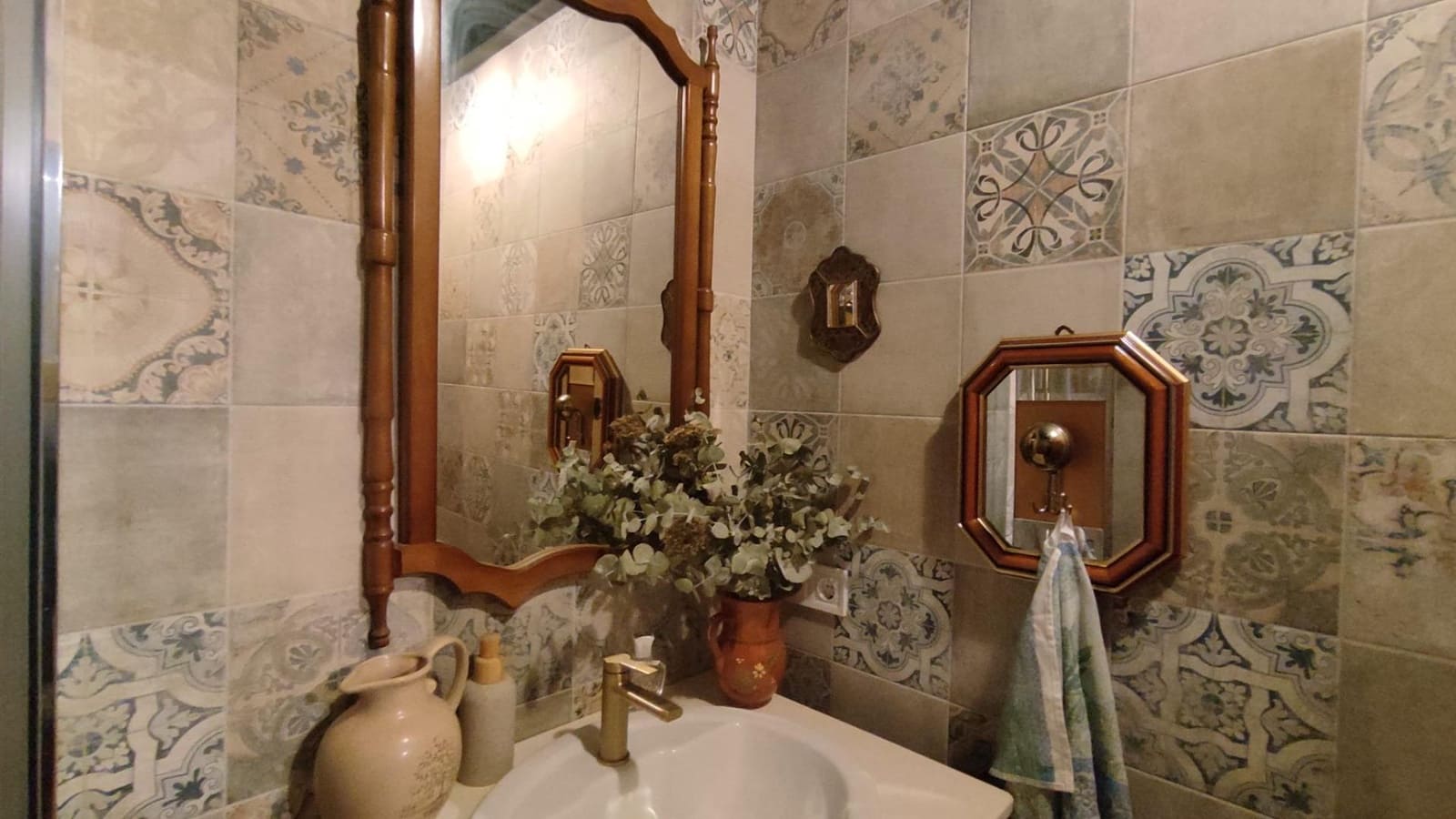 Commercial for sale in Alicante / Alacant city - € 95,000 (Ref: 9648274)