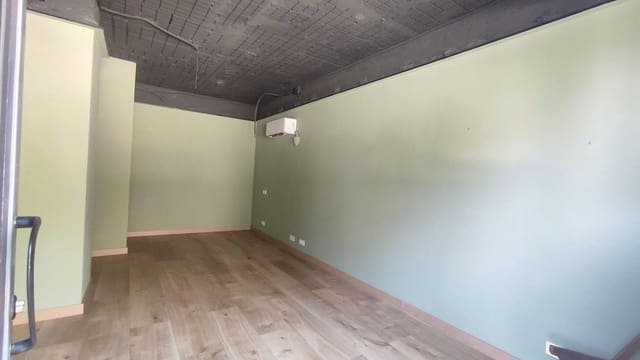 Kaupallinen myytävänä paikassa Santo Domingo, Alicante kaupunki - 89 000 € (Ref: 9648274)