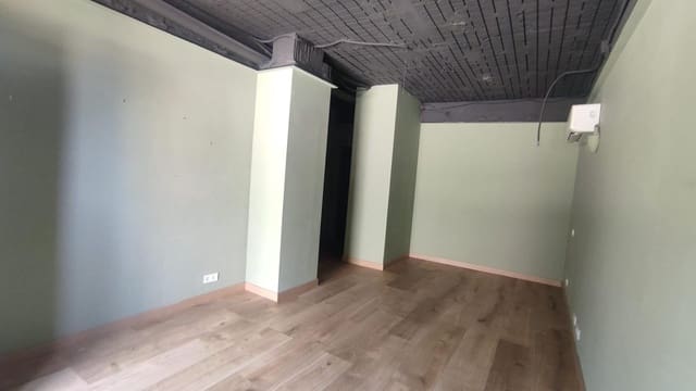 Kaupallinen myytävänä paikassa Santo Domingo, Alicante kaupunki - 89 000 € (Ref: 9648274)