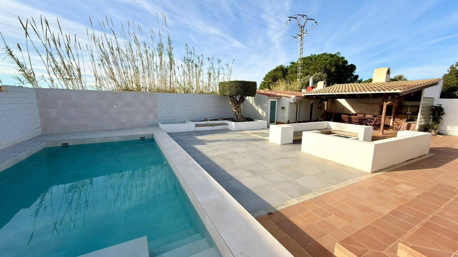 3 bedroom Villa for sale in Playa de Muchavista with pool - € 975,000 (Ref: 9652113)