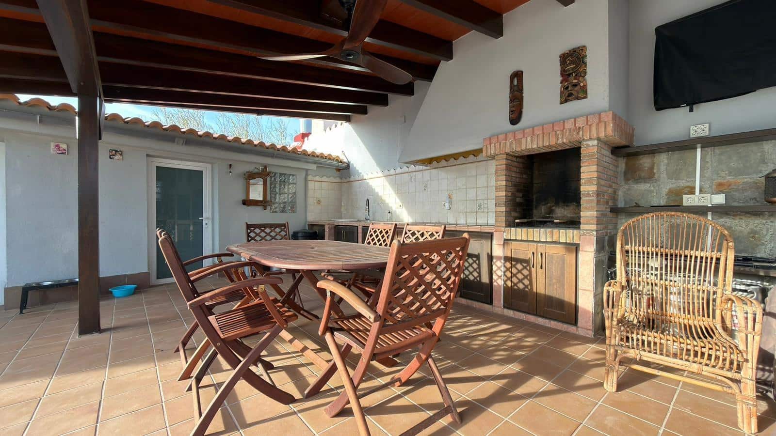 3 bedroom Villa for sale in Playa de Muchavista with pool - € 975,000 (Ref: 9652113)