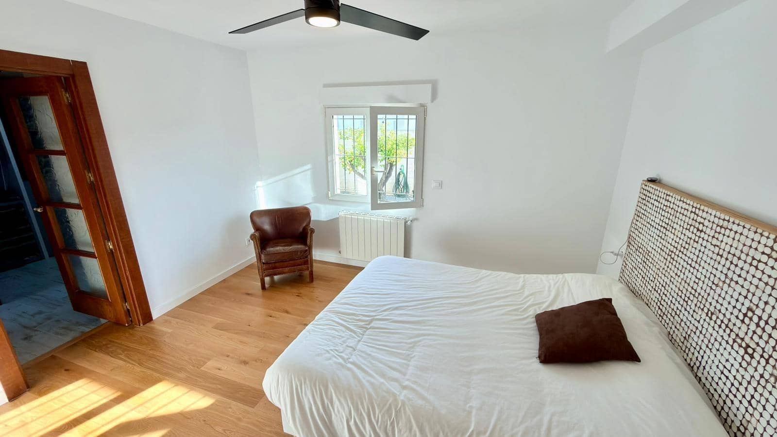 3 bedroom Villa for sale in Playa de Muchavista with pool - € 975,000 (Ref: 9652113)